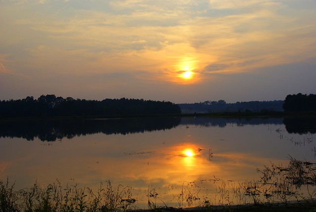 Zachód słońca nad stawami w Miliczu  Polish