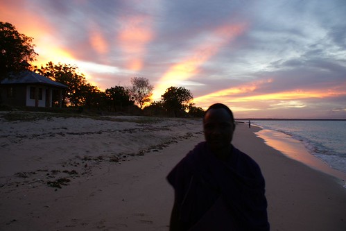 Sunset at msemo by kbblandi[OFF], While walking nearby the beach the sun rays somehow formed a hand like spread..tanzania mtwara kbbla