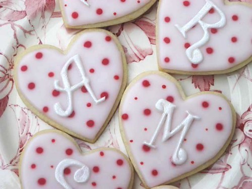 Monogrammed Heart Cookies | by drakegore