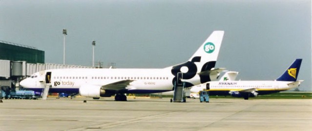 G-IGOC Go Fly & Ryanair Boeing 737's