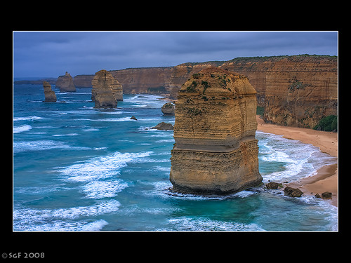 12 Apostles, Port Campbell, Victoria by sachman75