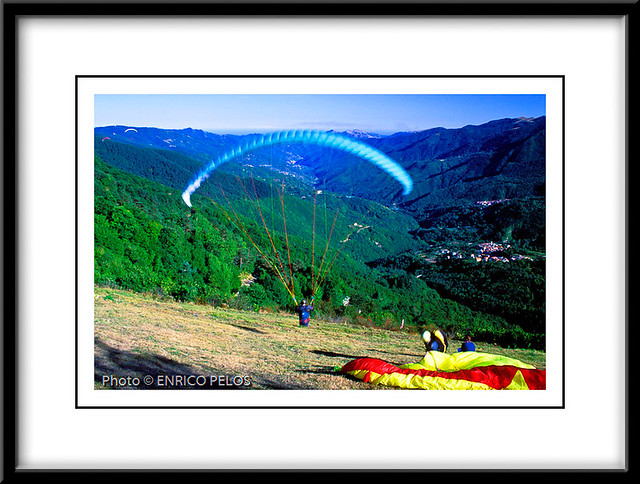 Arroscia valley hand gliding - photo (c) Enrico Pelos.jpg
