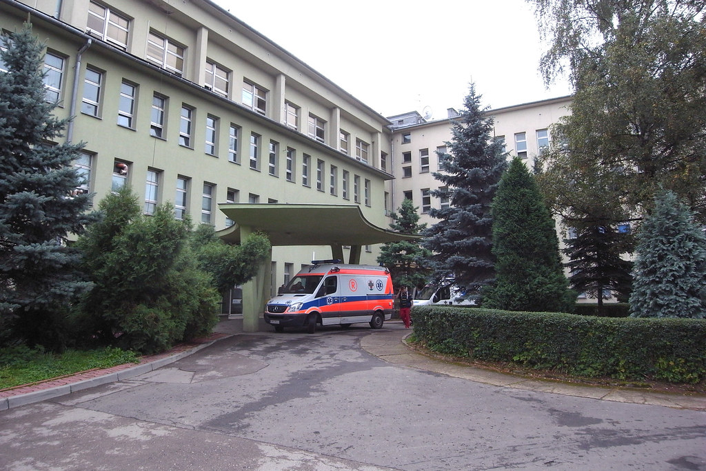 Szpital na peryferiach / Peripheral hospital
