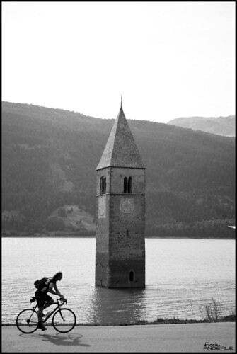 italien bw tower church kirche september turm 2009 südtirol venosta vinschgau schwarzweis graunimvinschgau curonvenosta simplyphotographeu