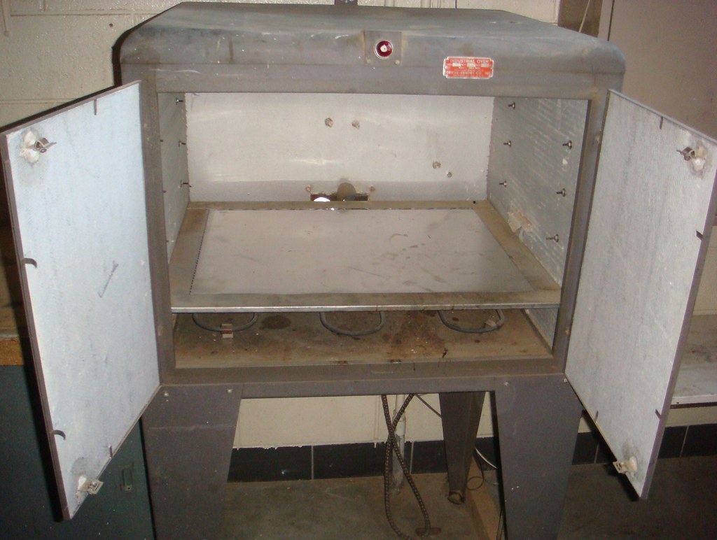 Small Industrial Oven with Interior Asbestos Insulation