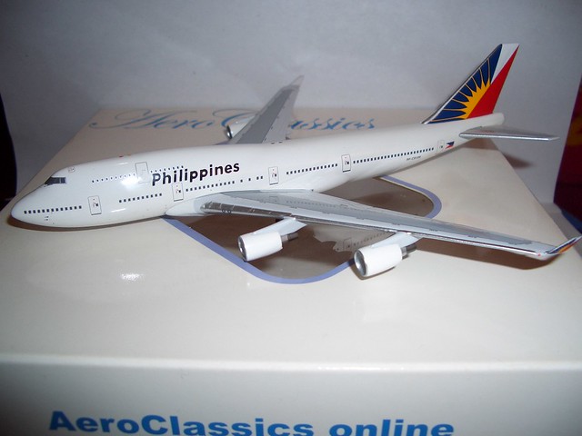 Philippine Airlines B747-400 RP-C8168