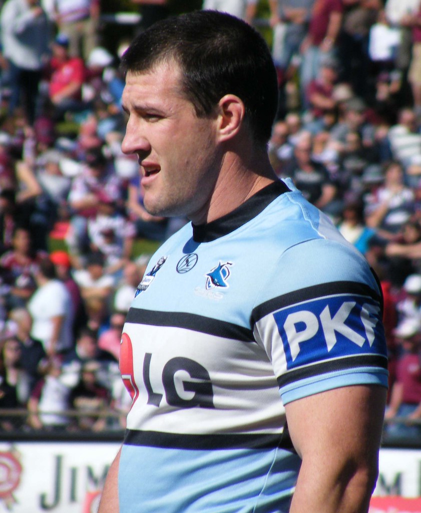 Gallen Tells Boxing Rookie to Quit the Ring and Return to Rugby, Laughs It Off