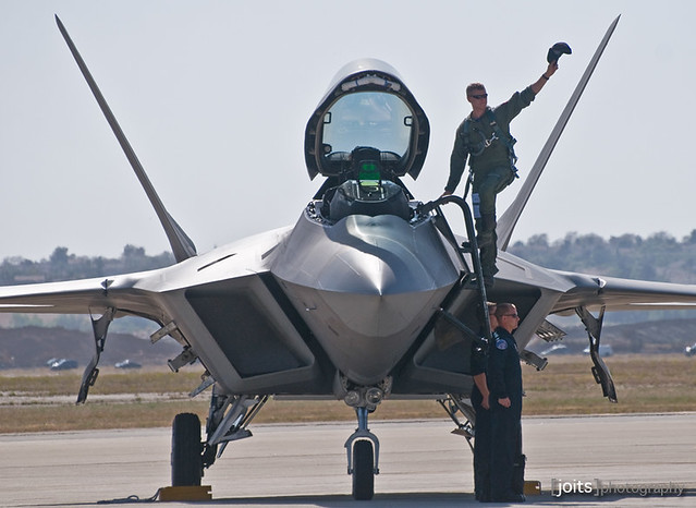 F-22 raptor pilot gets a heroes welcome