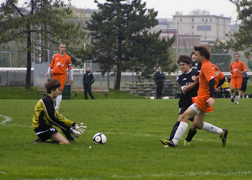ontario canada canon spring soccer overcast handheld orangeville rebelxt 50views 25views photoshopcs3 7pointsystem bypaulchambers topazvivacity evanchambers tamron28200mmf3556 southsimcoeunitedu15boys stormfront2009 johnnyparadzinsky rocksteadyimages