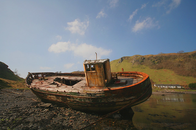 Kerrera old fishing boat wreck