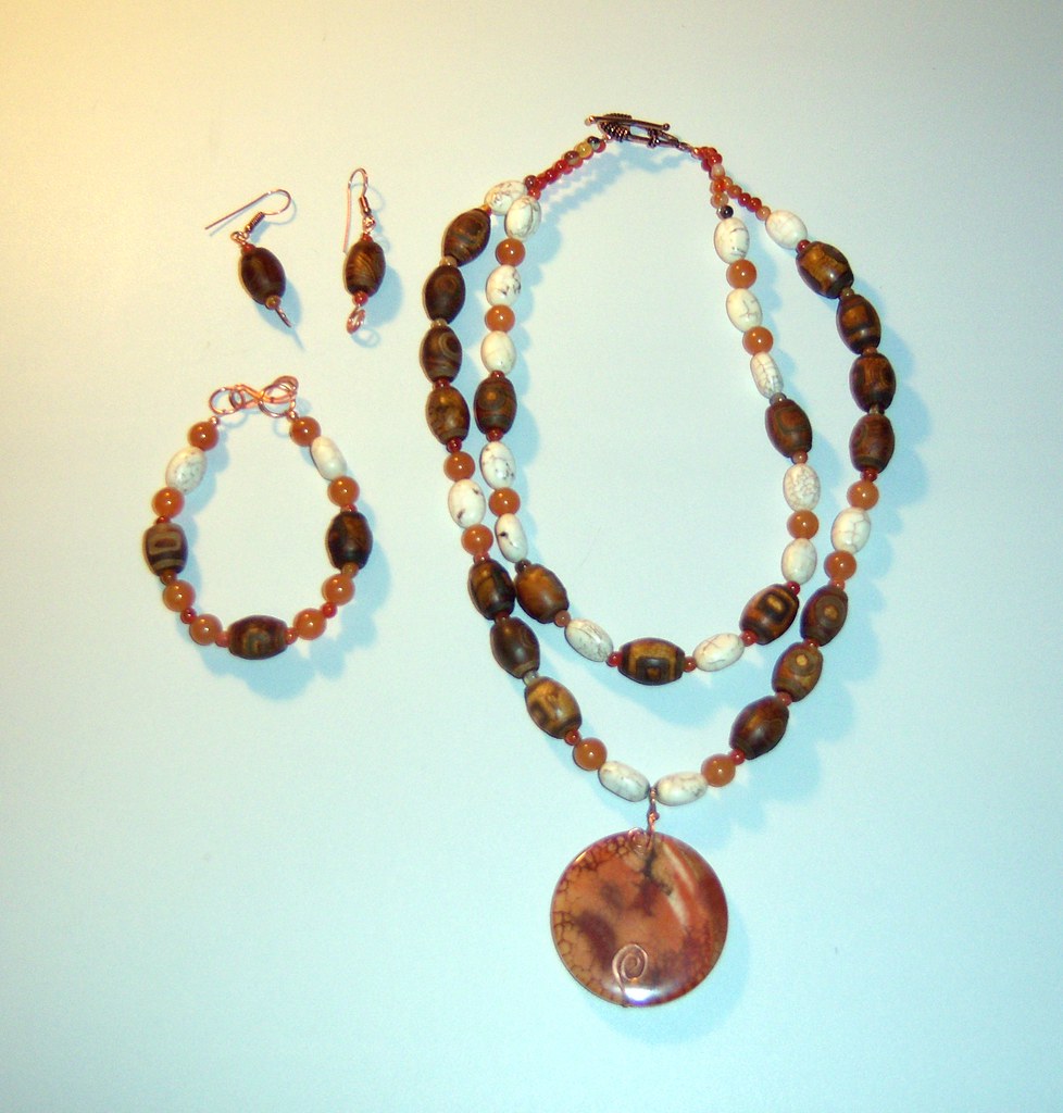 Necklace & Matching Earrings | Deanna Burroughs | Flickr