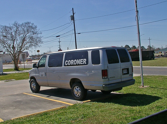 Flickriver: Photoset 'Coroner and Medical Examiner Vehicles' by pluto665