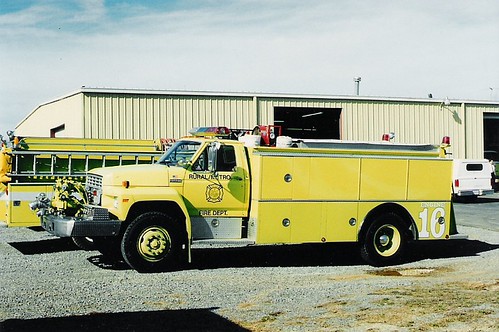 RMFD Eng 16 1986 Ford F800/W&W 750/1250 G/M | by Jay's Fire Truck Photos