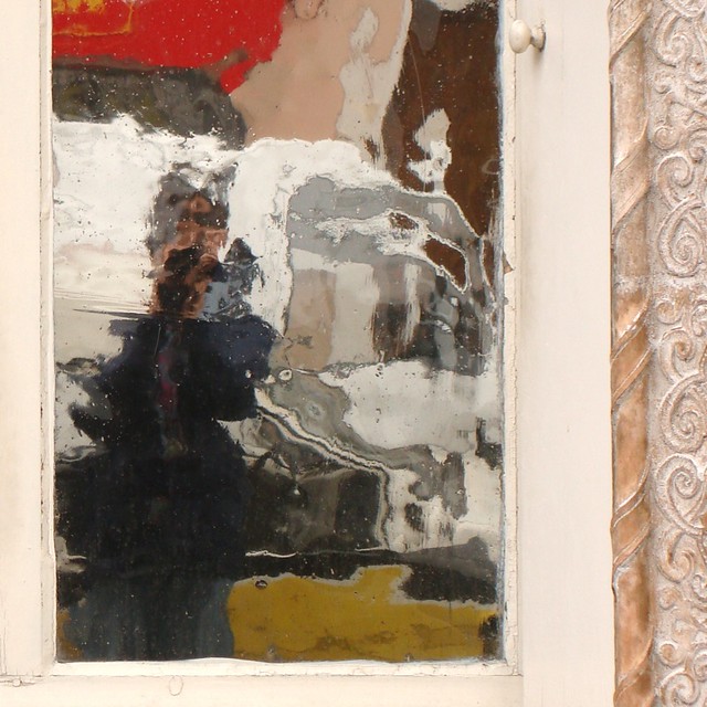 autoportrait sur fenêtre 2