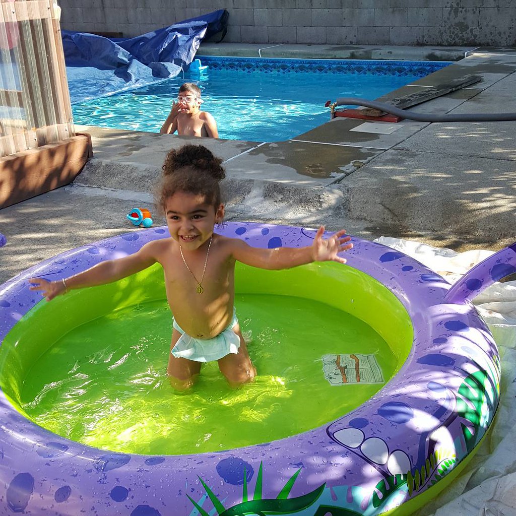 Pool Flicker Ru Rosy is having fun in her Kiddy Pool and Nan is in the Big… | Flickr