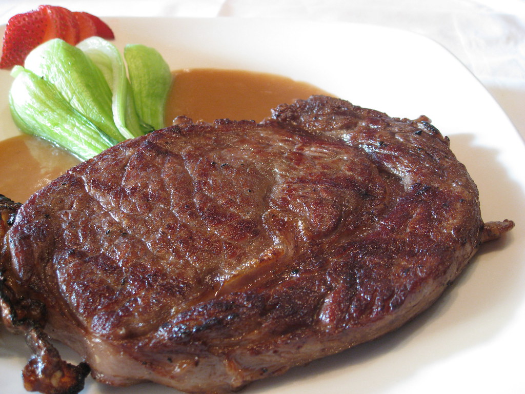 Grilled Rib Eye Steak Thai Style | Grilled 10oz AAA rib eye … | Flickr