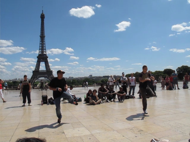 2 breakdancers in front of Eiffel tower part 2