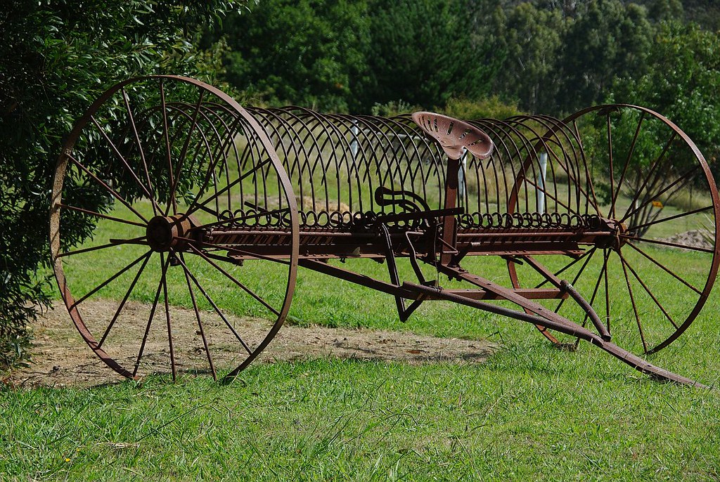 Hay rake, Hartley Vale | A single horse drawn hay rake, poss… | Flickr
