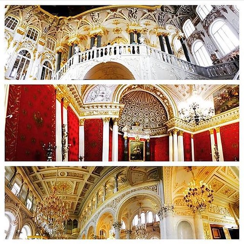 @ddawess ('18) is exploring Russia: "The Hermitage - 15,000 canvases, 12,000 statues and the most extravagant museum I have ever seen." #DukeIsEverywhere #DukeSummer #dukestudents #Russia #artstigators