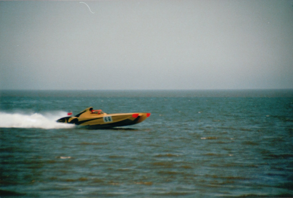 offshore powerboat racing 1980s