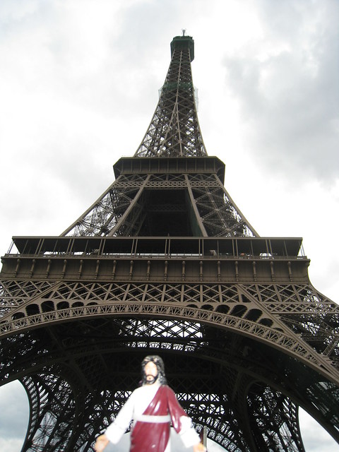 Jesus visits the Eiffel Tower