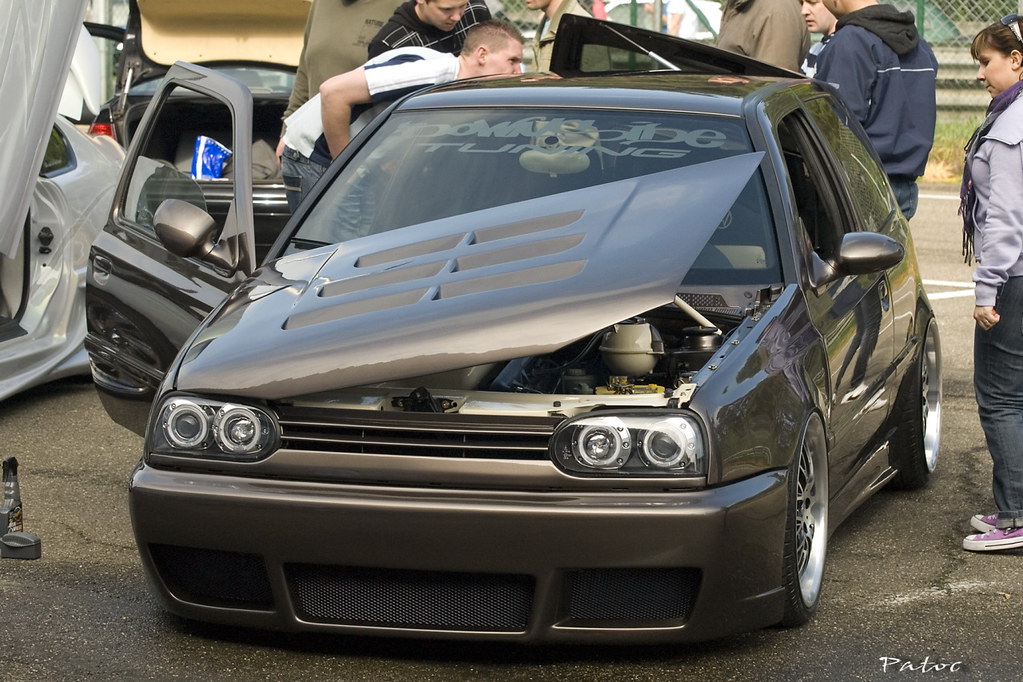 Tuning VW Golf Brune, Please don't use this image on websit…