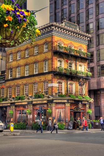 The Albert Pub - London by Schmidt-Family
