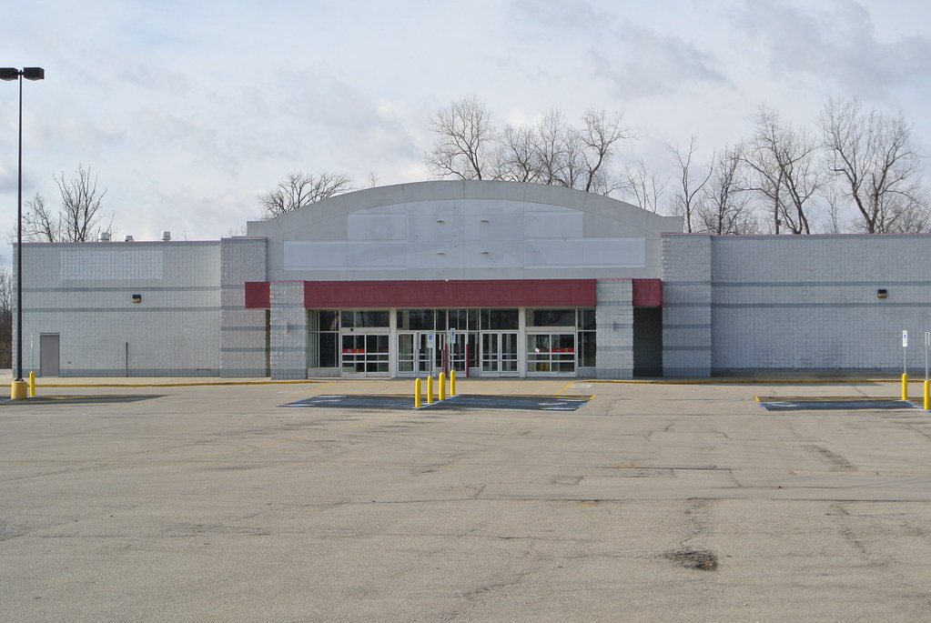 Former Kmart Decatur IN. | The Decatur IN Kmart closed its d… | Flickr