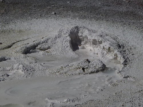 Mudpool, Artists' Paintpots, Yellowstone | by Mithreas