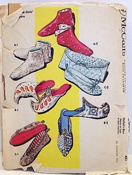 Vintage McCalls Pattern 2086 FABULOUS 1956 Set of Various Felt and Fabric Slippers Including Transfers for Embroidery