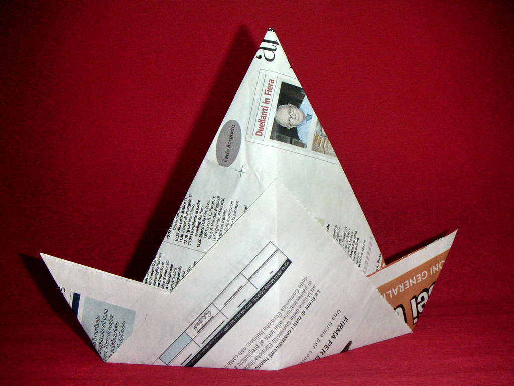 Paper Hacket Paper hat | I was inspired by this picture in making some or… | Flickr