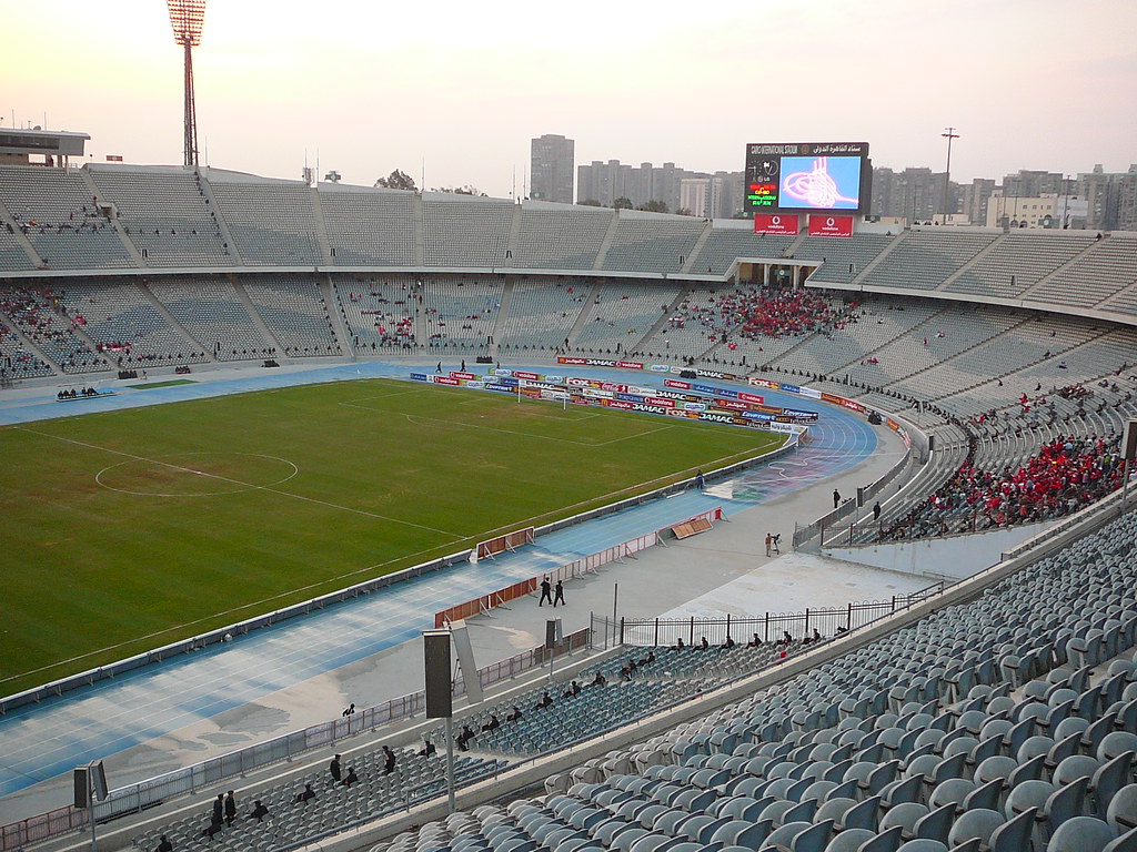 Международный стадион. Международный стадион Каира. Стадион Аль Ахли в Каире. Каир футбольный стадион. Стадион Интернационала.