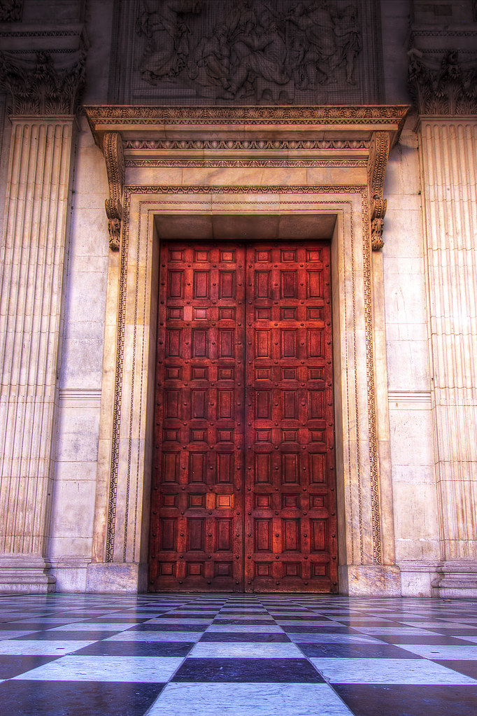 St Pauls Door2