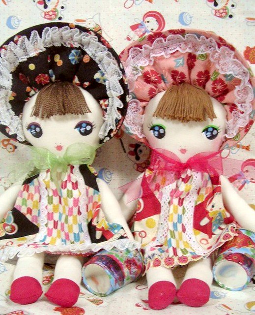 Handmade Bunka-Doll twins
