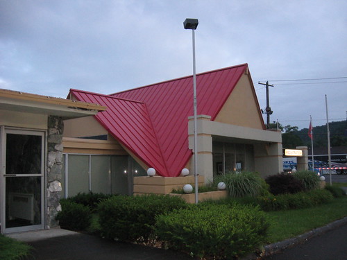 Howard Johnsons Motor Lodge Binghamton,NY | by romleys