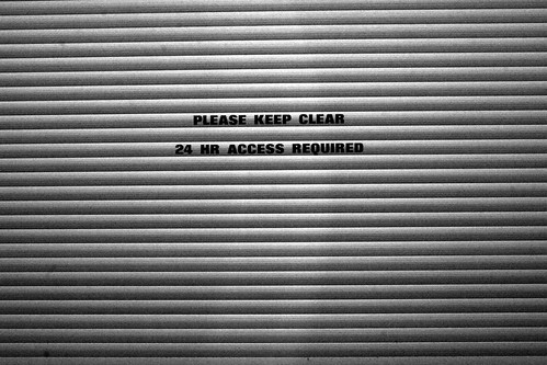 keep clear | by Lőrinc