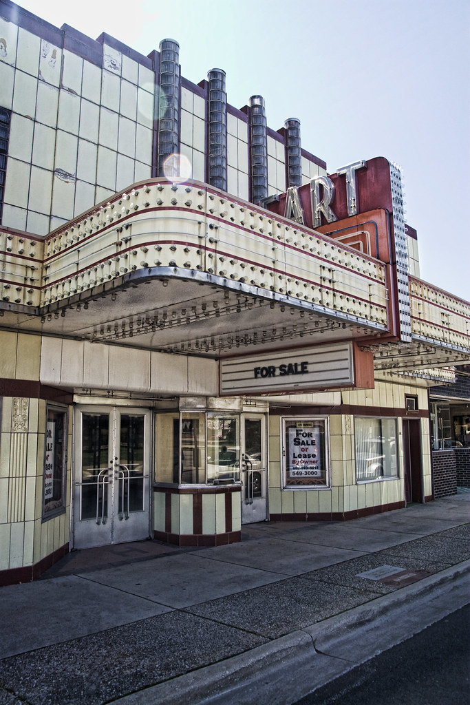 IMG_2619 | Old movie theatre, Effingham, IL | chrisandrews77 | Flickr