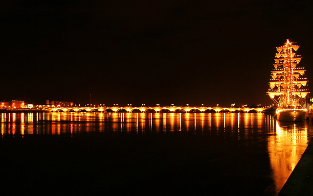 Cuauthemoc @ Bordeaux by night