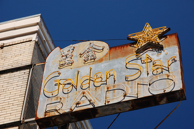 20090628 Golden Star Radio
