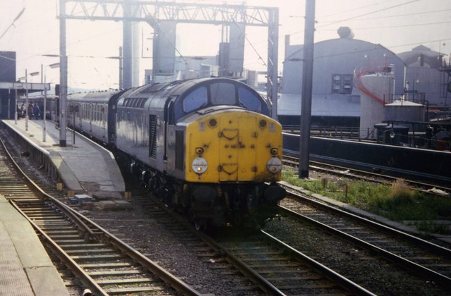 Class 40 40100 Warrington 25/8/79