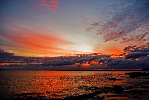 beach clouds sunrise rocks australia nsw jervisbay nwn shoalhaven vincentia pentaxk200d djgr