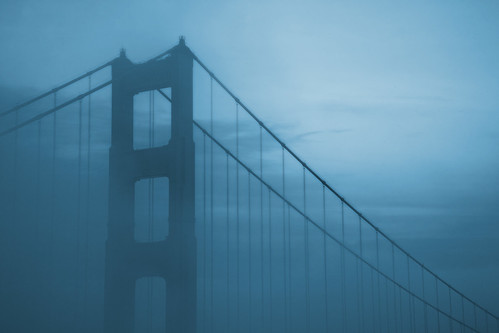 Golden Gate Bridge by Alberto Cueto