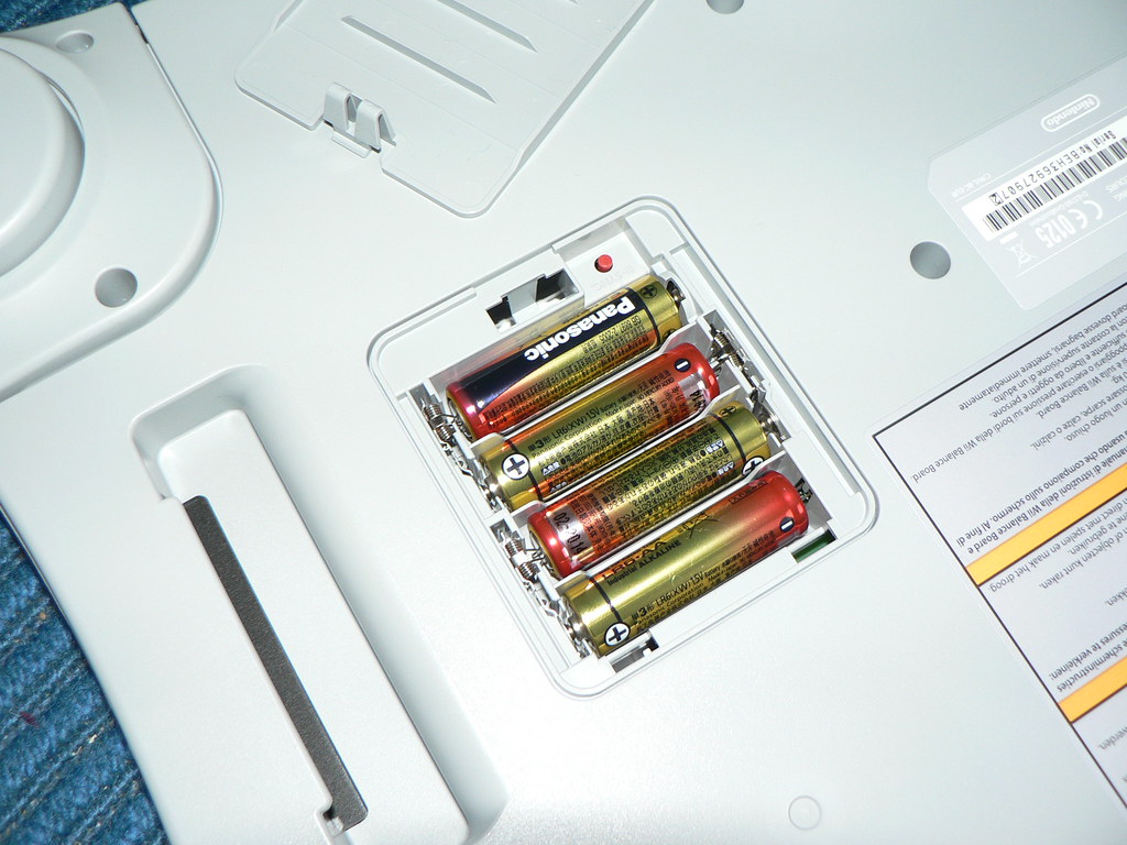 Preparación Alta exposición punto Wii Fit Batteries Inserted | Always good when the batteries … | Flickr