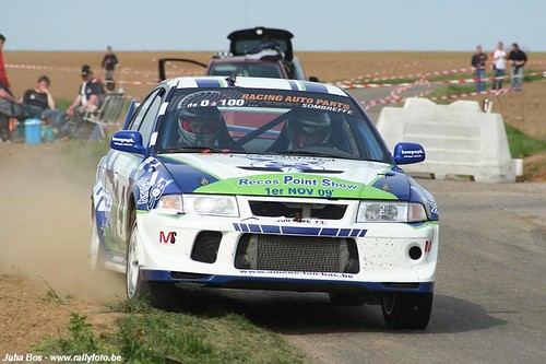 Mitsubishi Lancer avec le POV.1.5 sur le toit | by Action Cameras FR