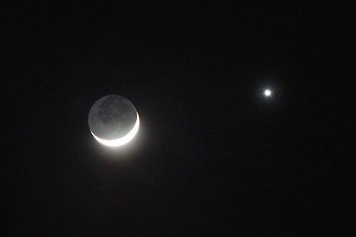 Moon and Venus Conjunction - Project 365 Day 70 | Day 70 of … | Flickr