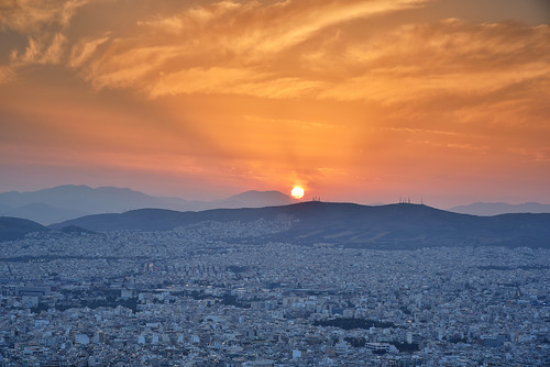sunset sunrays athens city clouds greece europe sky skyline horizon nikon d750 greatphotographers sizuneye nikon24120mm