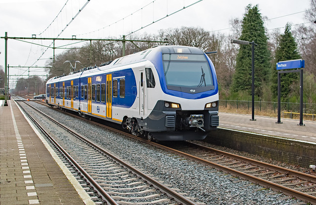 Wolfheze NSR Flirt 2213 als trein 7653 Zutphen