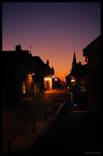 Esvres Sunset by ...♫ Maxt3sS aka EliXiR ♫..., Please don't use this image on websites, blogs or other media
without my explicit permission.
© Ma
