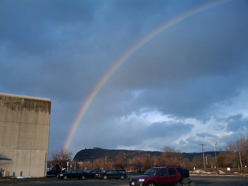 testing out some stuff with ping.fm. photo is a rainbow that occured about a month ago on my way to class. | by FoxMedik