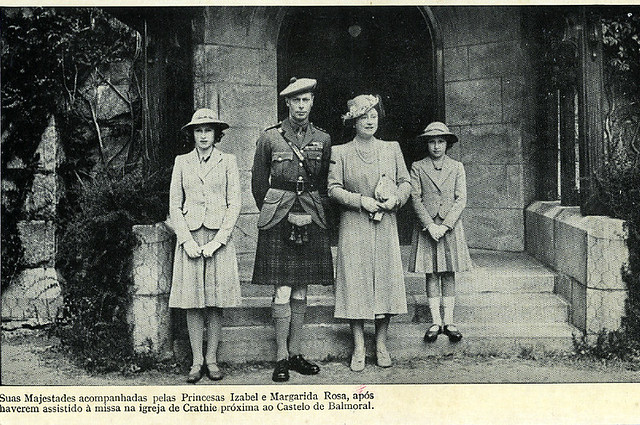 König George Vi.und Königin Elizabeth von England mit ihren Töchtern auf Balmoral